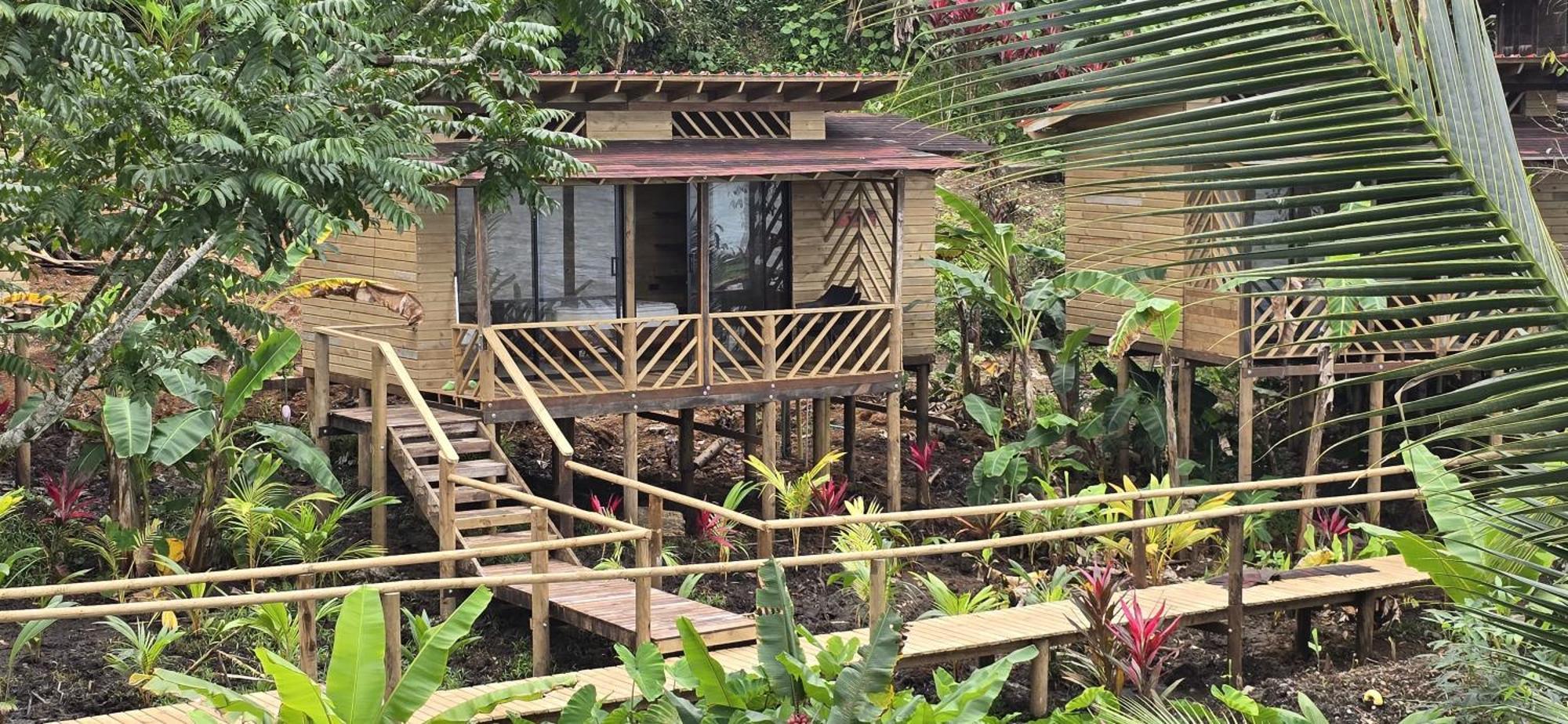 Pacific Nuqui Lodge Eksteriør bilde